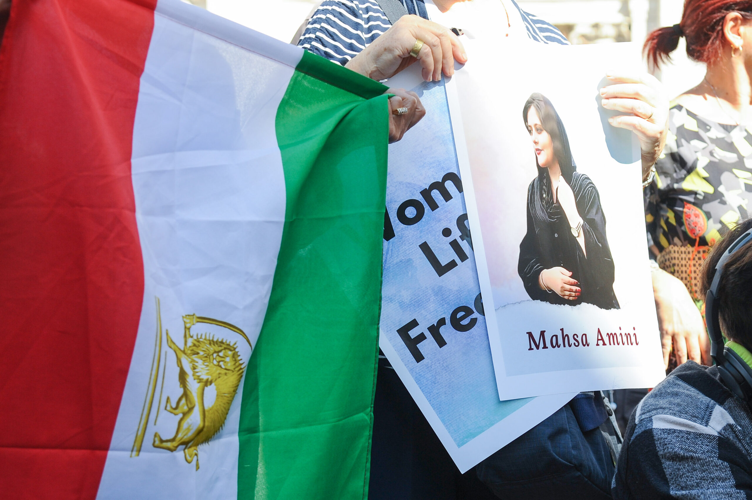 mahsa amini protests iran