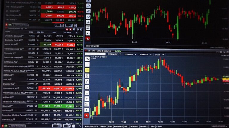 Pros and Cons of Investing in Stocks