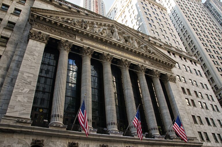 why is wall street so powerful