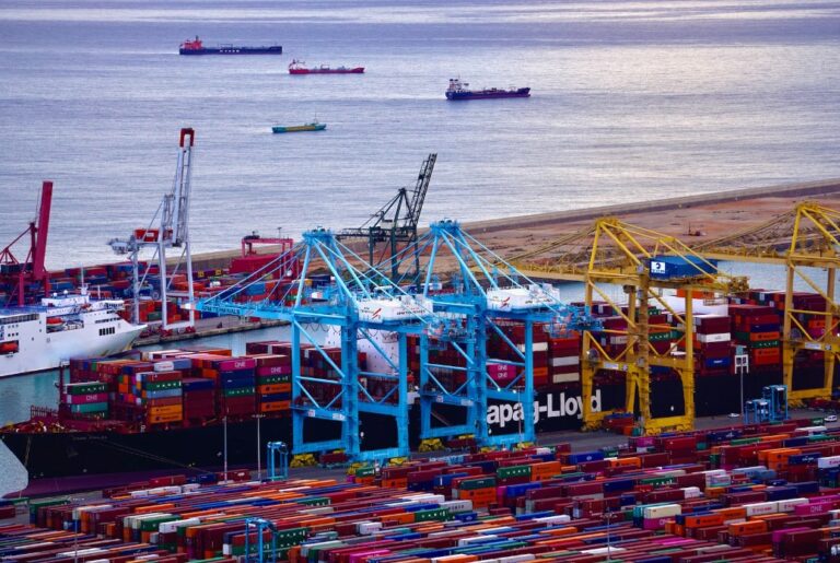 deglobalization effects