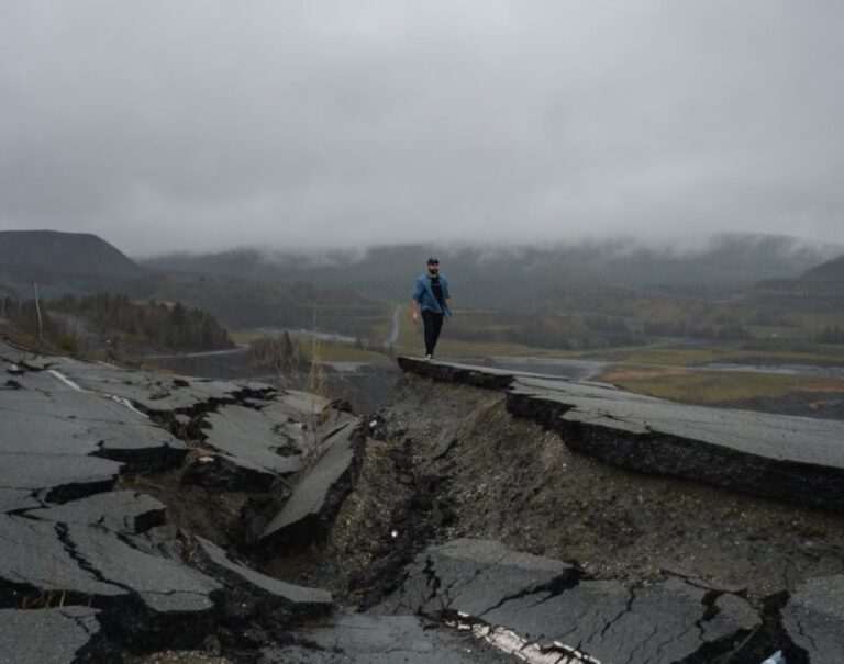 can climate change affect earthquake